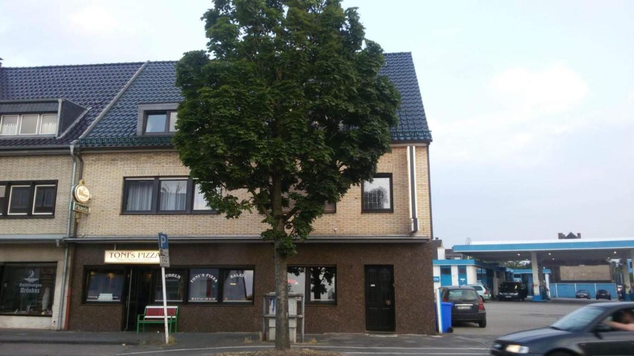 Monteurwohnungen Lerch Santos Mönchengladbach Buitenkant foto