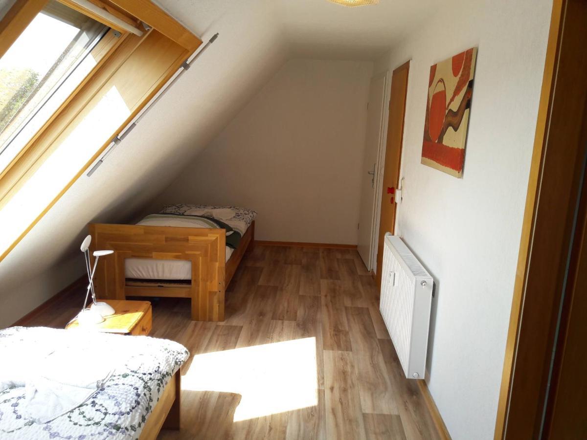 Monteurwohnungen Lerch Santos Mönchengladbach Buitenkant foto